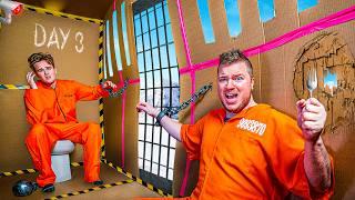 100 HOUR ULTIMATE Box Fort PRISON ESCAPE CHALLENGE