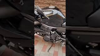 Чёрный мотоцикл. Yamaha