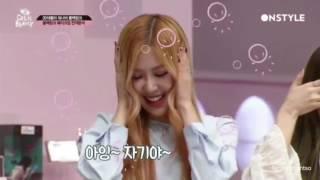 Jimin And Rosè Aegyo cuteness