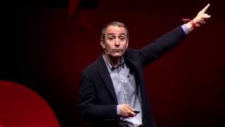 Emin Çapanın TEDxİstanbul Konuşmasından Bir Kesit...