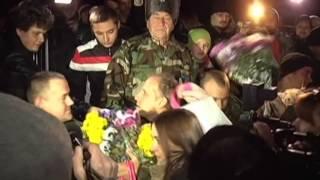 Ukrainian Cyborgs Return Home Donetsk International Airport defenders cheered in Dnipropetrovsk