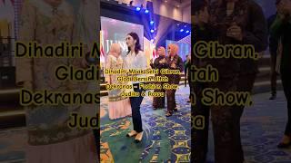 Gladi bersih bersama Mbak Selvi Gibran & artis Judika + Rossa #fashionevent #catwalk #docdzone