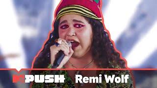 Remi Wolf – Sexy Villain live performance  MTV Push
