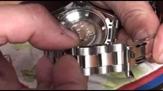 How to Shorten an Invicta Watch Strap