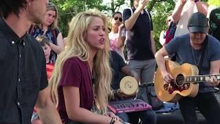 Shakira - Chantaje Live in Washington Square Park  En Vivo en Washington Square Park