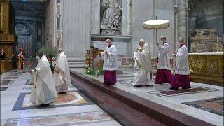 Holy Mass of the Lords Supper on Holy Thursday from St. Peters Basilica 1 April 2020 HD