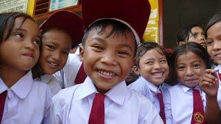 Seperti apa sekolah di Indonesia? - Mengunjungi anak-anak Sekolah Dasar di Bukit Lawang Sumatera