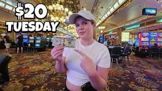 How Long Will $20 Last in Slots at 4 QUEENS in Las Vegas?