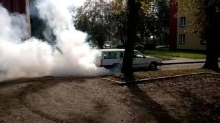 Volvo 740 palenie gumy burnout