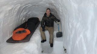 Camping in Alaskas Deepest Snow with a Dugout Survival Shelter