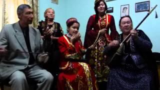 Ayimkhan Shamuratova Ensemble - Folk song from Karakalpakstan II