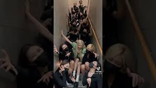 TikTok Rosé sings On The Ground a cappella with her dancers