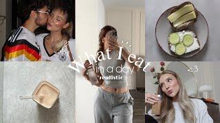 what i eat in a day *realistic #vlog edition  Lara Marie