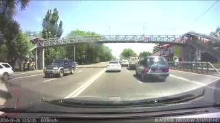 Мгновенная карма на дороге в Алматы