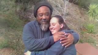 رأيت في كل شخص توجد الحقيقةموجي   I saw in everyone it is the TruthMooji