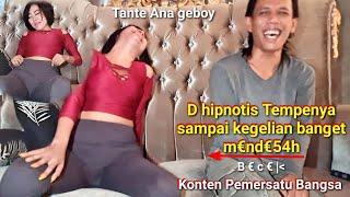 Tante Ana bikin ketawa ngakak sampai sakit perut di hipnotis tempe