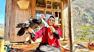 سر بریدن اردک و پختن فسنجون غذای ایرانی