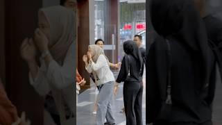 PRANK JAHILIN CEWE SEXY MONTOK BIKIN NGAKAK #prank #shortvideos #viral #ngakak #shorts