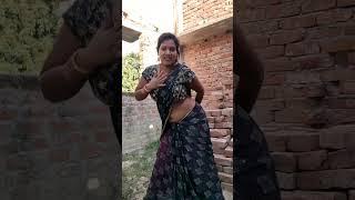 Village aunty Hot dance on roof