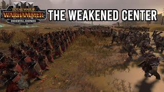 Infantry Tactics & Formations - The Weakened Center   Total War Warhammer 3