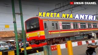 Perlintasan KRL Bukit Duri Tempat Melatih Kesabaran