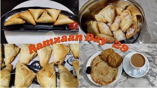 Ramzaan day 29... sehri kheema Samosa Warkhi Samosa  Banana Puri for Eid ..#ramzanrecipes