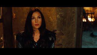Muriel Arrives At Village  Hansel And Gretel - Witch Hunters 2013