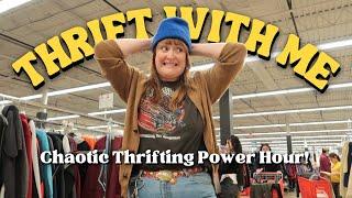 Fun & Chaotic THRIFT WITH ME What can I thrift in ONE HOUR in a HUGE THRIFT STORE??