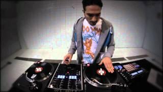 DJ Unkut Demonstrates TRAKTOR Native Scratch Technology  Native Instruments