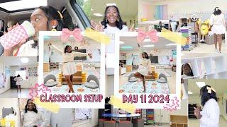 CLASSROOM SET UP DAY 1 Getting Rid Of My Teacher Desk Moving Furniture & More Has Sound Issues