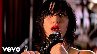 Yeah Yeah Yeahs - Maps Official Music Video