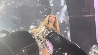 Beyoncé- “I’m That Girl” Live In Nashville Renaissance World Tour