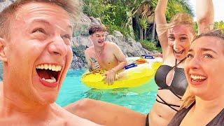 Wer länger im Wasserpark aushält gewinnt  1000€ Challenge ft. Chrissi Calvin & Sasette