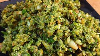 Tasty ठेचा  How to make thecha chutney  Maharashtrian thecha Recipe in Marathi  Cook With Deepali