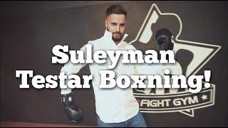 Suleyman testar Boxning