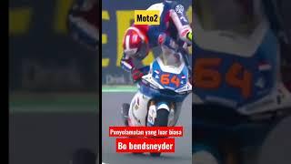 MOTO2 Penyelamatan yang luar biasa BO BENDSNEYDER