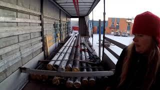 Дальнобой когда груз в 30 тонн север Швеция обычная работа на улице