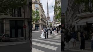 Love is in the air in Paris ️‍️ #paris #france #newlyweds #romantic #eiffeltower