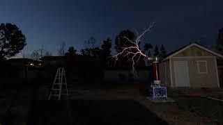 Death at 4 ms DRSSTC Dual Resonant Solid State Tesla Coil