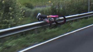 Horror crash for world champion Dygert in womens Individual Time Trial