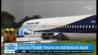 EVAKUASI PESAWAT TRIGANA AIR DARI BANDARA HALIM