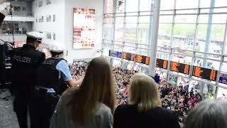 Johannes Oerding gibt Gratis-Konzert am Hauptbahnhof Münster