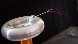 World Maker Faire 2013 D-I-Y Tesla Coil Kit