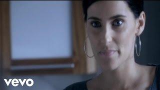 Nelly Furtado - Mas w English Subtitles