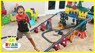 THOMAS & FRIENDS SUPER STATION Playset BIGGEST Thomas Toy Trains Playset ever