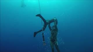 Rescue a freediver with pulley system - הצלת צולל חופשי בעזרת מעצור לחבל