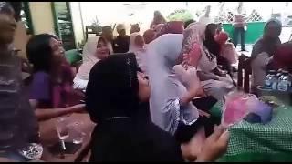 Video orang latah di kerjain abis - abisan.