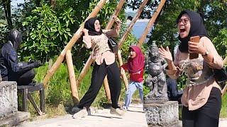 Prank Patung Ngakak  Very Funny Best Reaction Just For Laughs Gags Statue Prank