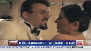 همسر کشیش آمریکایی که در ایران زندانی شده است درخواست آزادی می کند