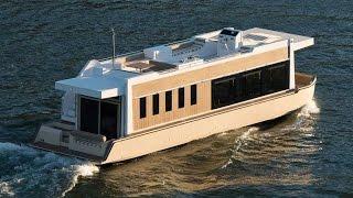 49 Crossover Houseboat an Evolution in Yachting